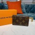Louis Vuitton Monogram Canvas 6 Key Holder M62630