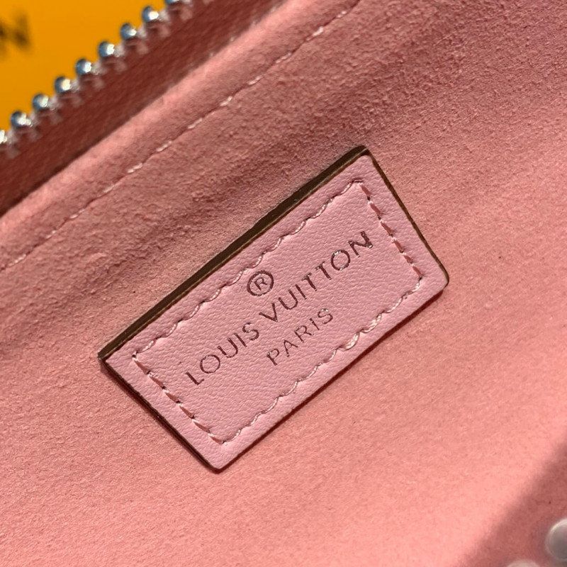 Louis Vuitton Mahina Elizabeth Pencil Pouch GI0397