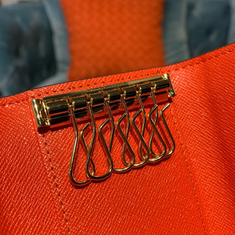 Louis Vuitton Monogram Canvas 6 Key Holder M60701