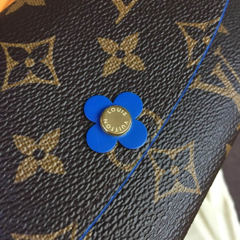 Louis Vuitton Monogram Canvas Emilie Wallet M68331
