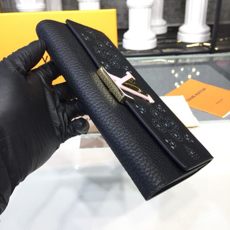 Louis Vuitton Taurillon Leather Capucines Wallet M62556