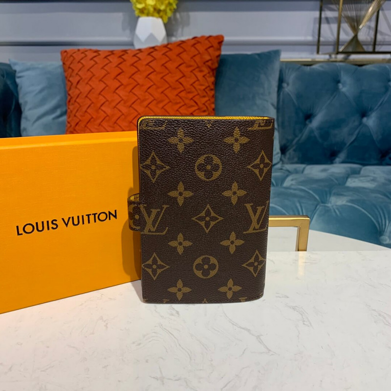 Louis Vuitton Tintin Groom Bellboy Small Ring Agenda Cover R20005