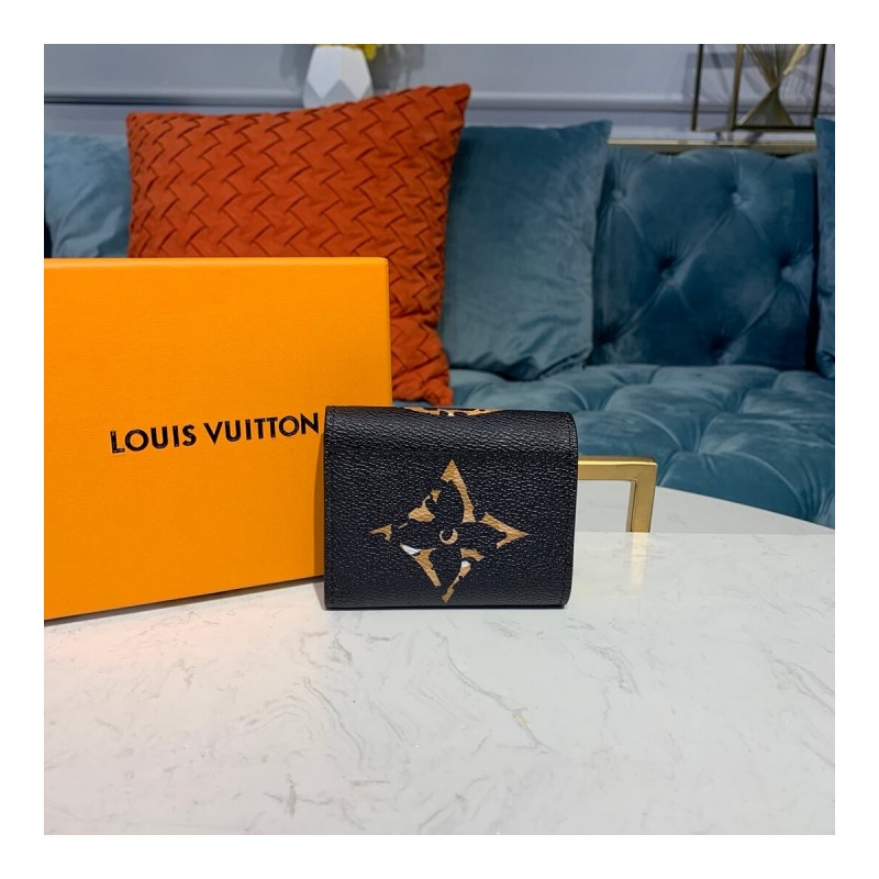 Louis Vuitton Monogram Giant Jungle Zoe Wallet M62933