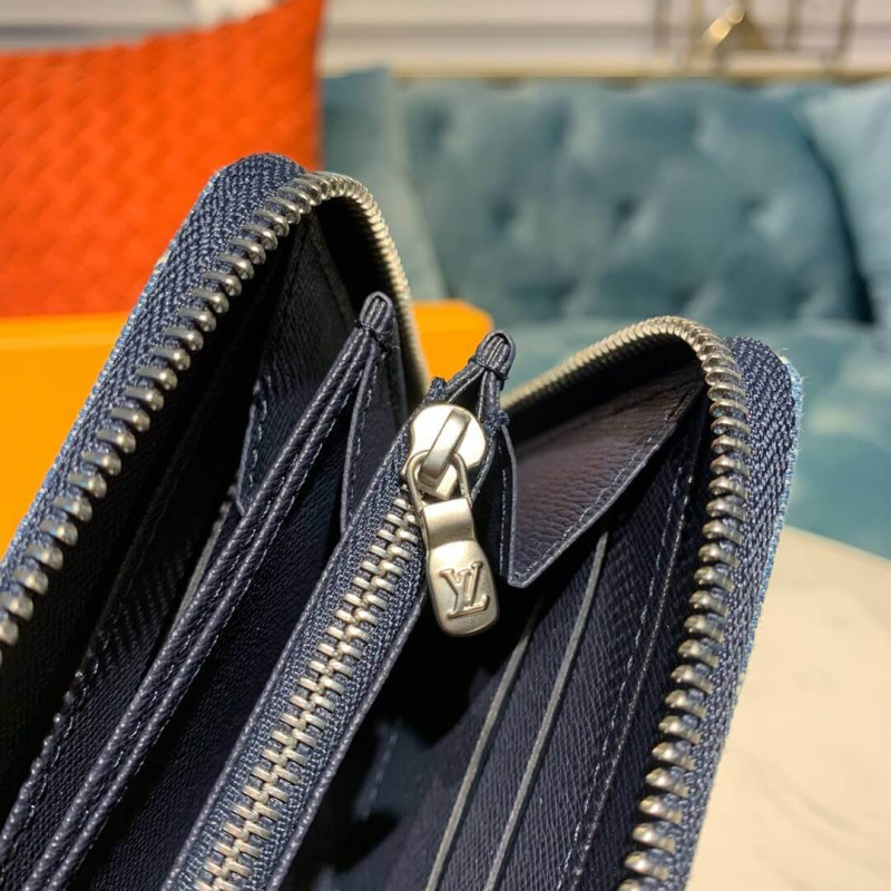 Louis Vuitton X Supreme Denim Zippy Wallet M60017