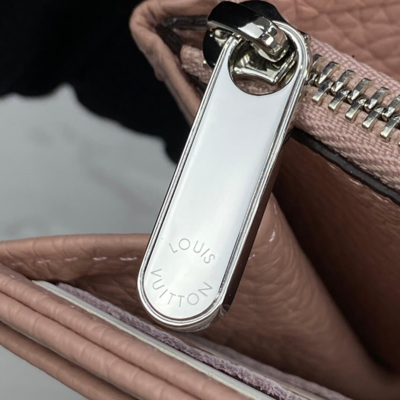 Louis Vuitton Mahina Leather Iris Wallet M60143