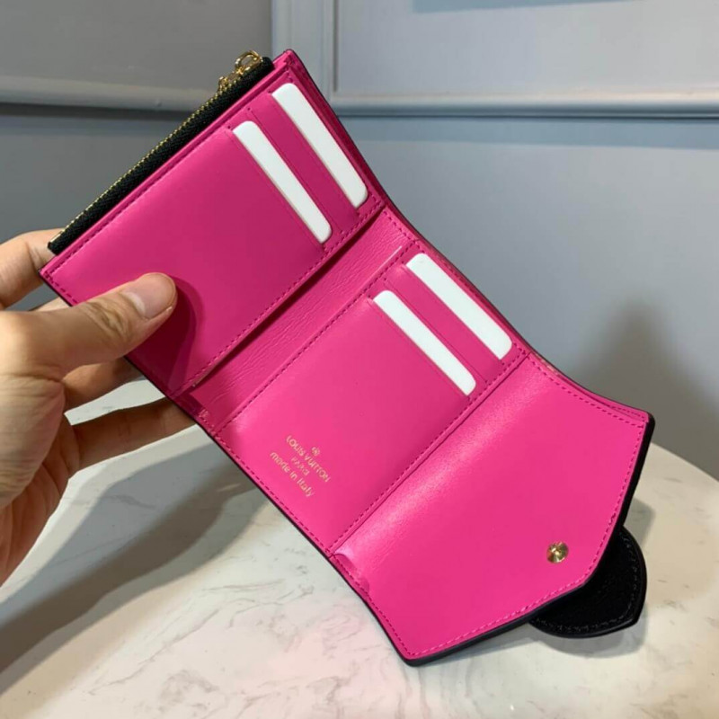 Louis Vuitton LV Pont 9 Compact Wallet M69175