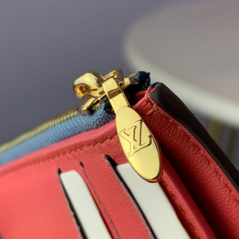 Louis Vuitton LV Pont 9 Compact Wallet M69175