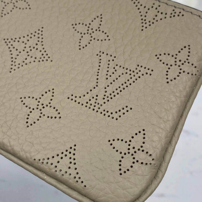 Louis Vuitton Mahina Leather Key Pouch M69508