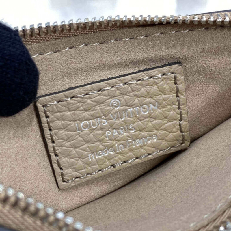 Louis Vuitton Mahina Leather Key Pouch M69508