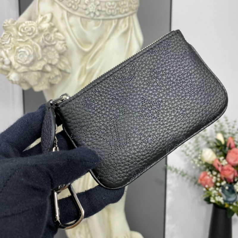 Louis Vuitton Mahina Leather Key Pouch M69508