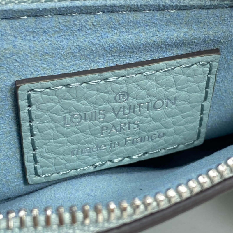 Louis Vuitton Mahina Leather Key Pouch M69508