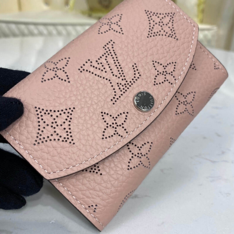 Louis Vuitton Mahina Leather Anae Coin Purse M64050