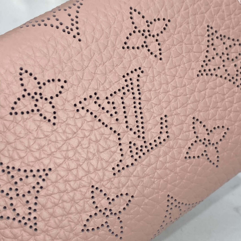 Louis Vuitton Mahina Leather Anae Coin Purse M64050