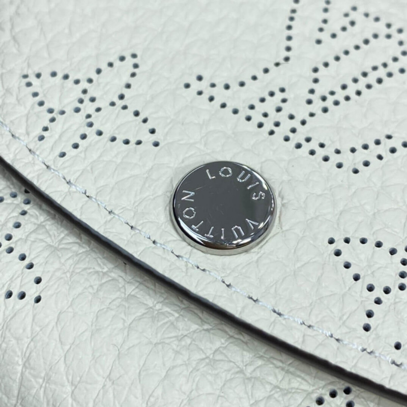 Louis Vuitton Mahina Leather Anae Coin Purse M64050