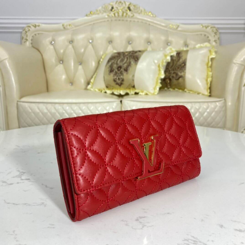 Louis Vuitton Capucines Wallet M68590