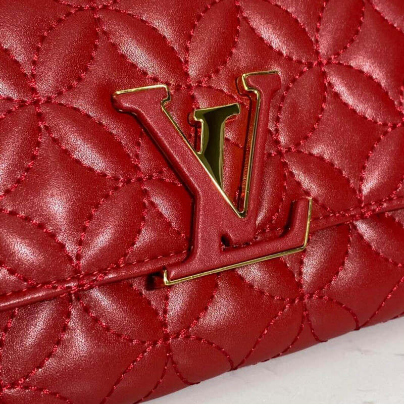 Louis Vuitton Capucines Wallet M68590