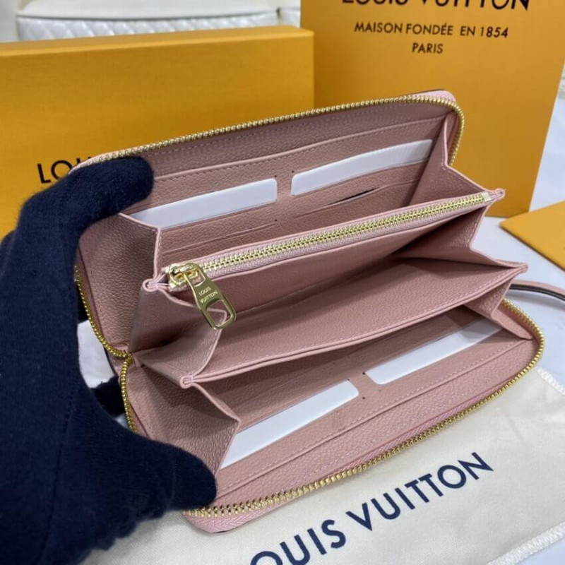 Louis Vuitton Zippy Wallet M80402