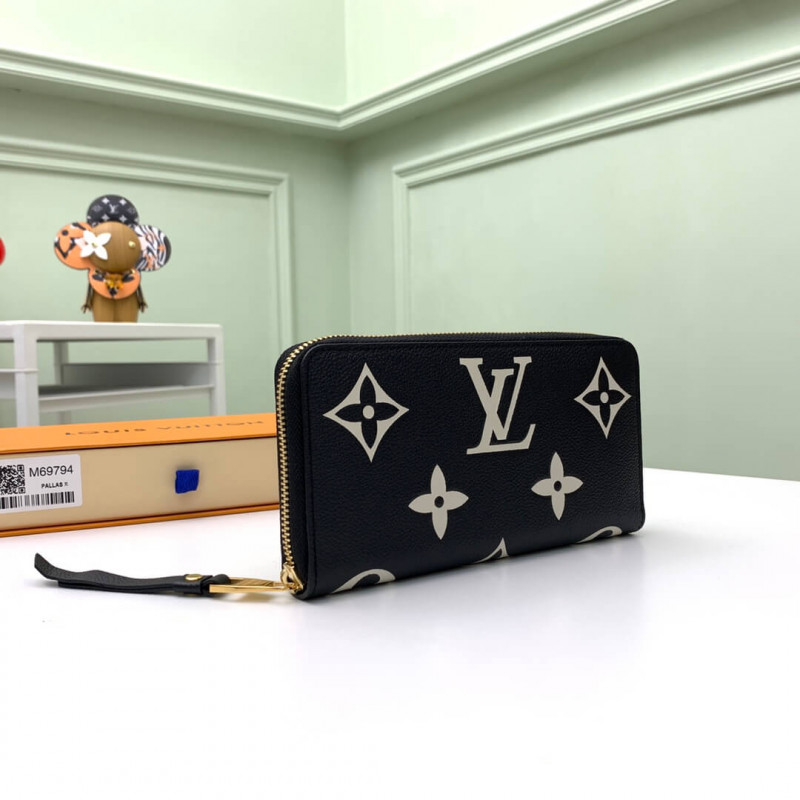 Louis Vuitton Zippy Wallet M69794