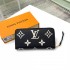 Louis Vuitton Zippy Wallet M69794