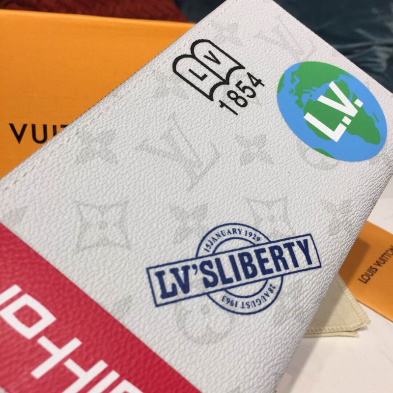 Louis Vuitton Zippy Organizer M67824 M67826