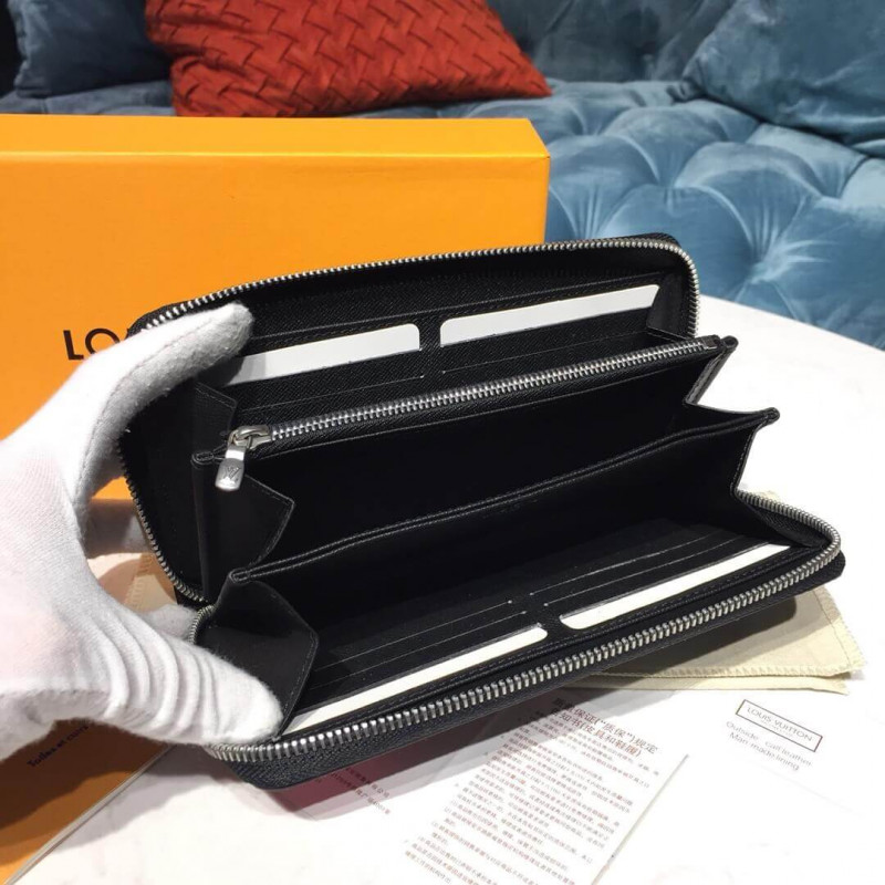 Louis Vuitton Zippy Organizer M67824 M67826