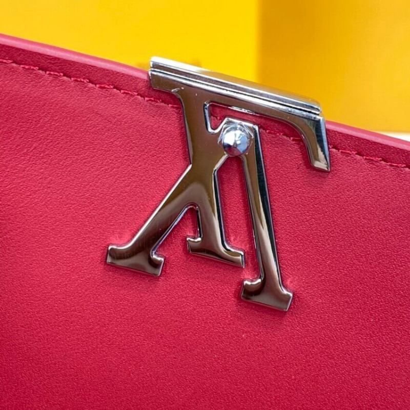 Louis Vuitton Capucines Compact Wallet M62156 M62158