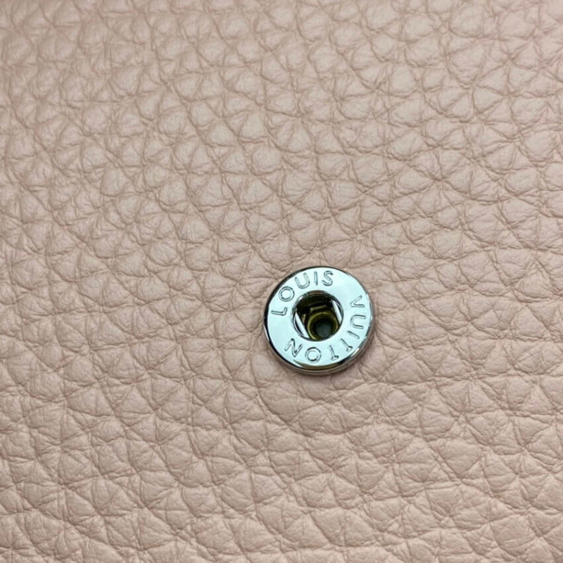 Louis Vuitton Capucines Compact Wallet M62156 M62158