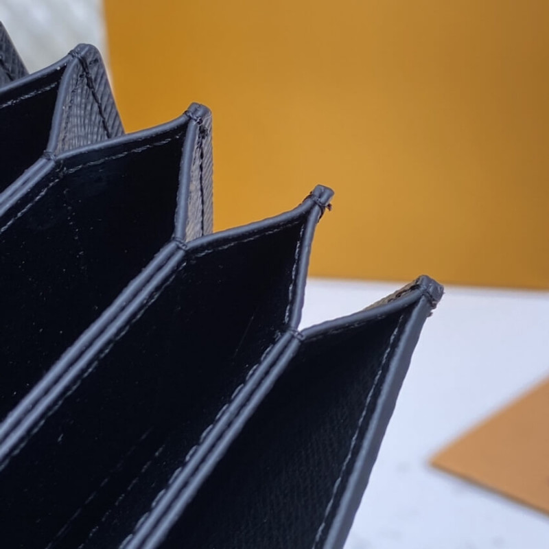 Louis Vuitton Monogram Canvas Card Holder M69761 M80878