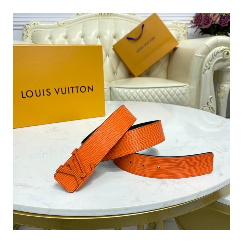 Louis Vuitton LV Initiales 40mm M9229S