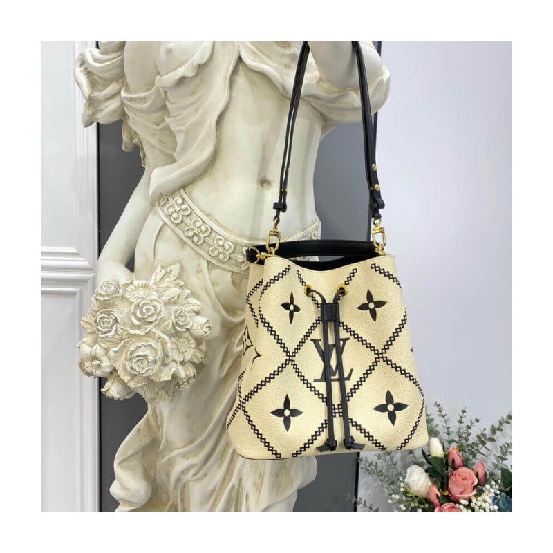 Louis Vuitton Neonoe MM M46023 Creme Beige/Black