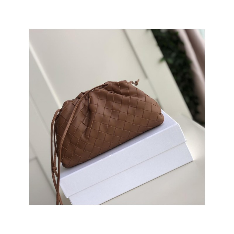 Bottega Veneta Woven Leather The Pouch 20 585852