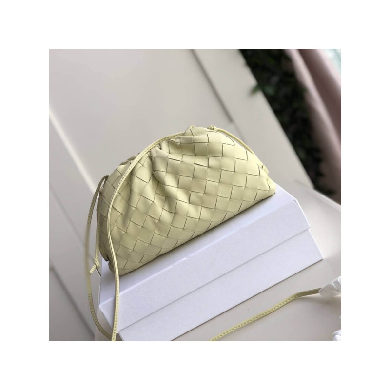 Bottega Veneta Woven Leather The Pouch 20 585852
