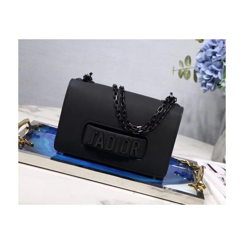 Christian Dior Evolution Ultra-Matte Bag M8000