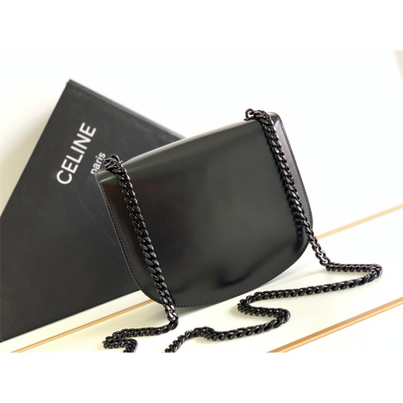 Celine Teen Chain Besace Triomphe in shiny calfskin Black/Black
