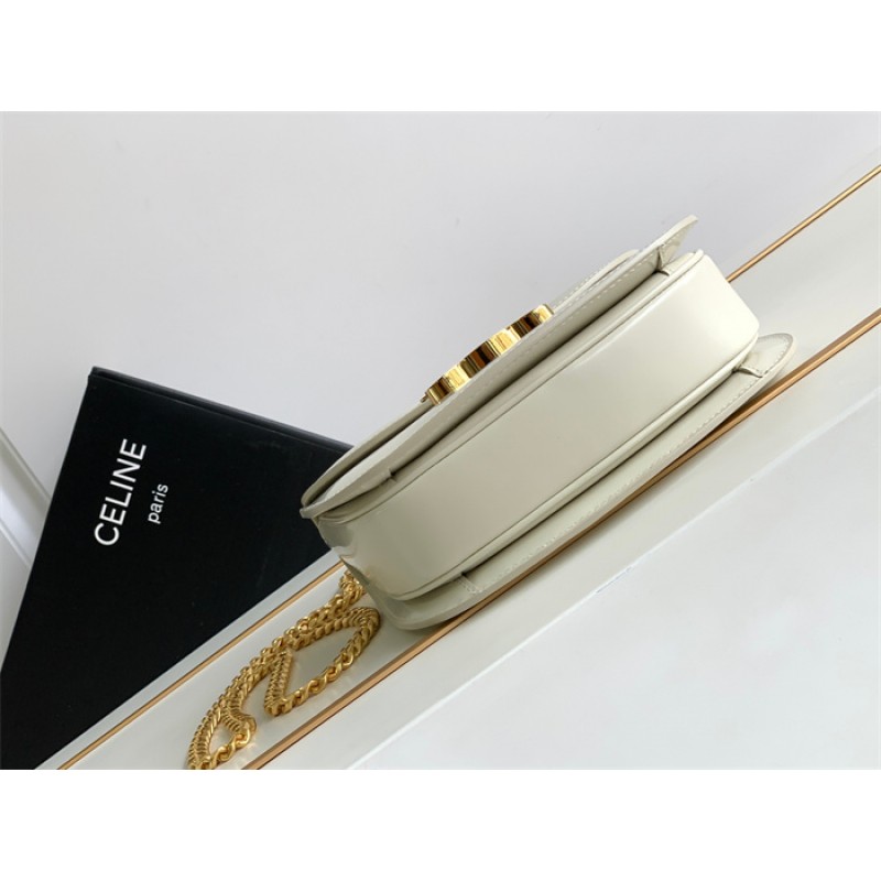 Celine Teen Chain Besace Triomphe in shiny calfskin Rice 110973BF4.01RC