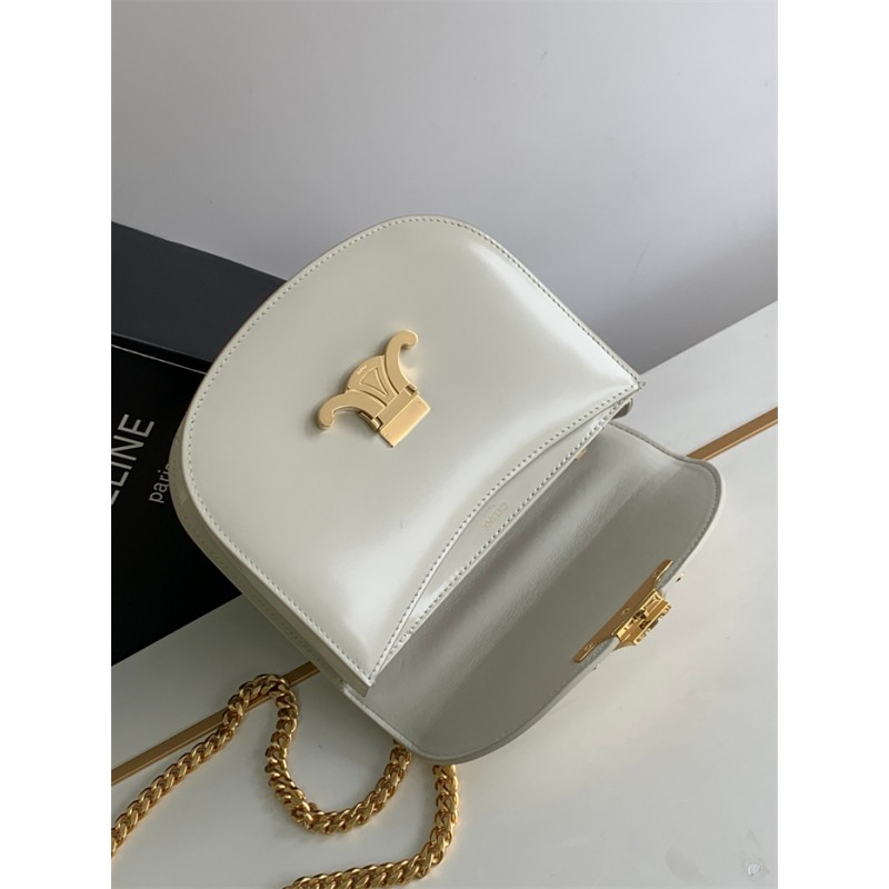 Celine Teen Chain Besace Triomphe in shiny calfskin Rice 110973BF4.01RC