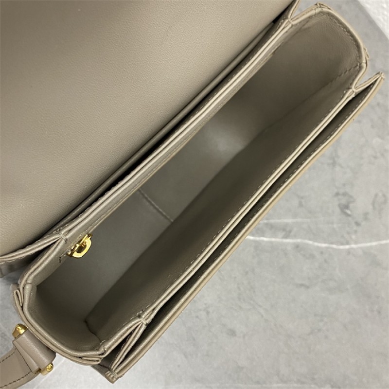 Celine Classique Triomphe Bag in Natural Calfskin Pebble-187363BF4.10Bl