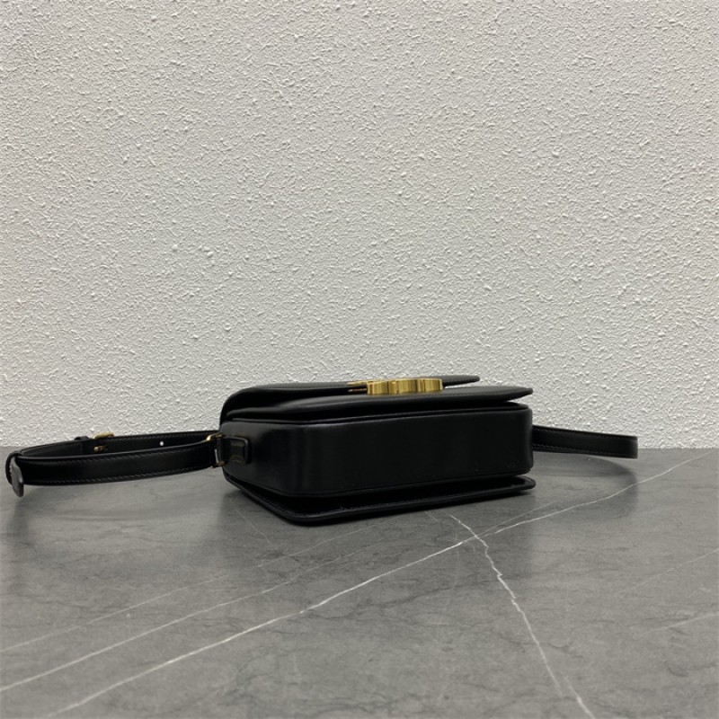 Celine Classique Triomphe Bag in Natural Calfskin Black-187363BF4.38NO