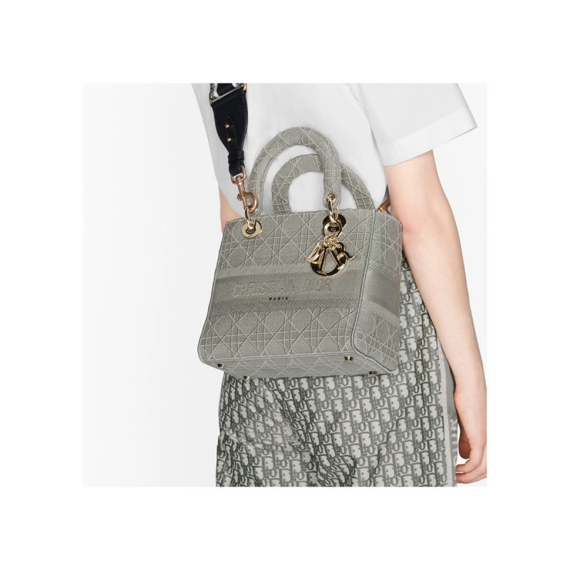 Dior Medium Lady D-Lite Cannage Embroidery M0565