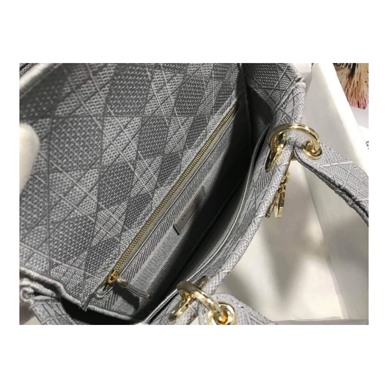 Dior Medium Lady D-Lite Cannage Embroidery M0565