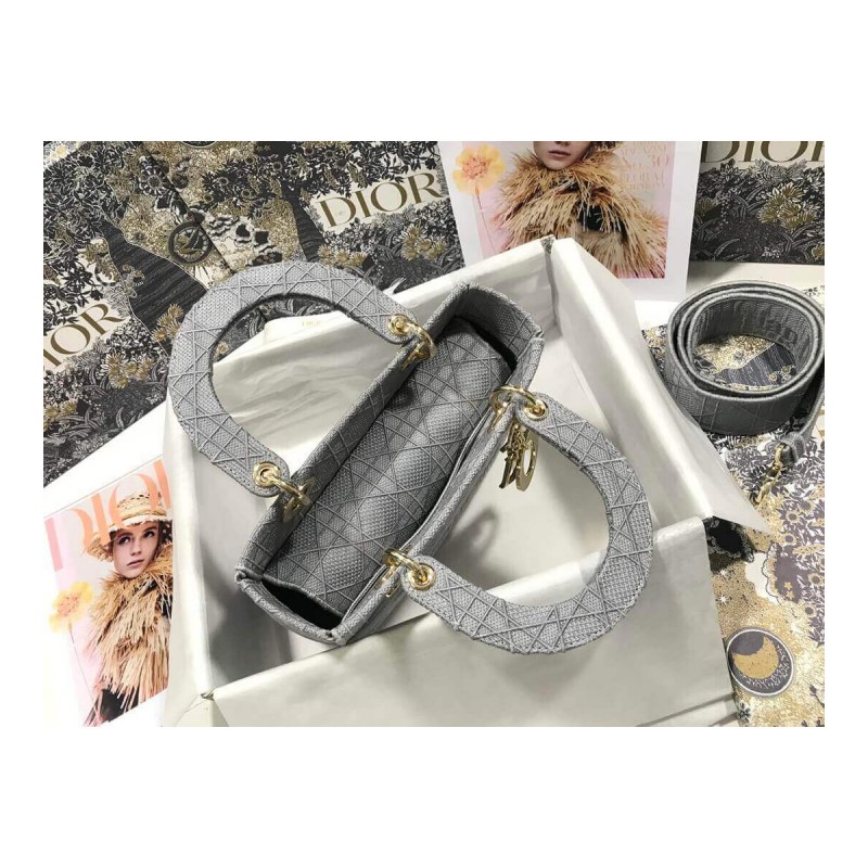 Dior Medium Lady D-Lite Cannage Embroidery M0565