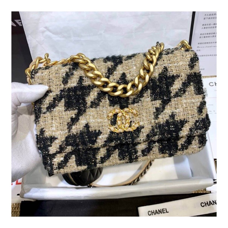 Chanel 19 Tweed Woc With Leather Coin Purse AP0985