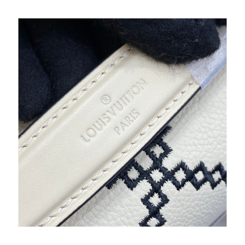 Louis Vuitton Pochette Metis M46018 M46028