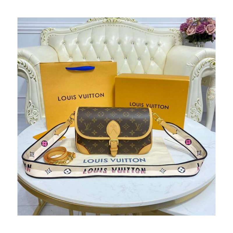 Louis Vuitton Monogram Canvas Diane Bag M45985
