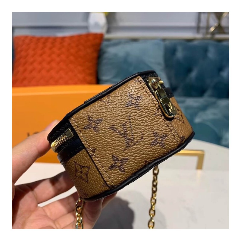 Louis Vuitton Monogram Boite Chapeau Necklace M68570 M68577