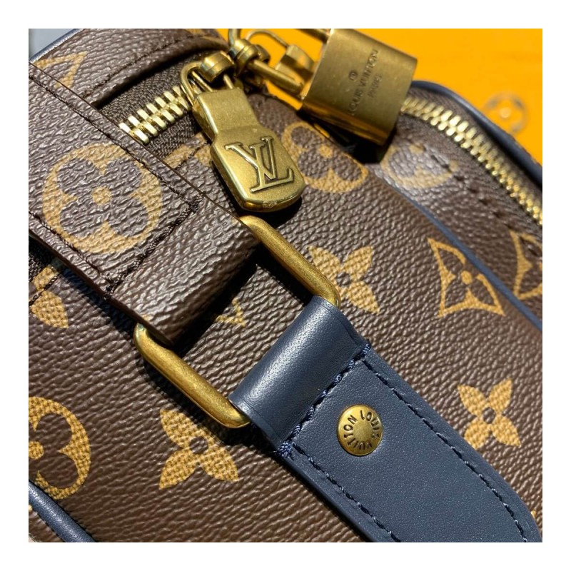 Louis Vuitton Monogram Camera Bag M41510