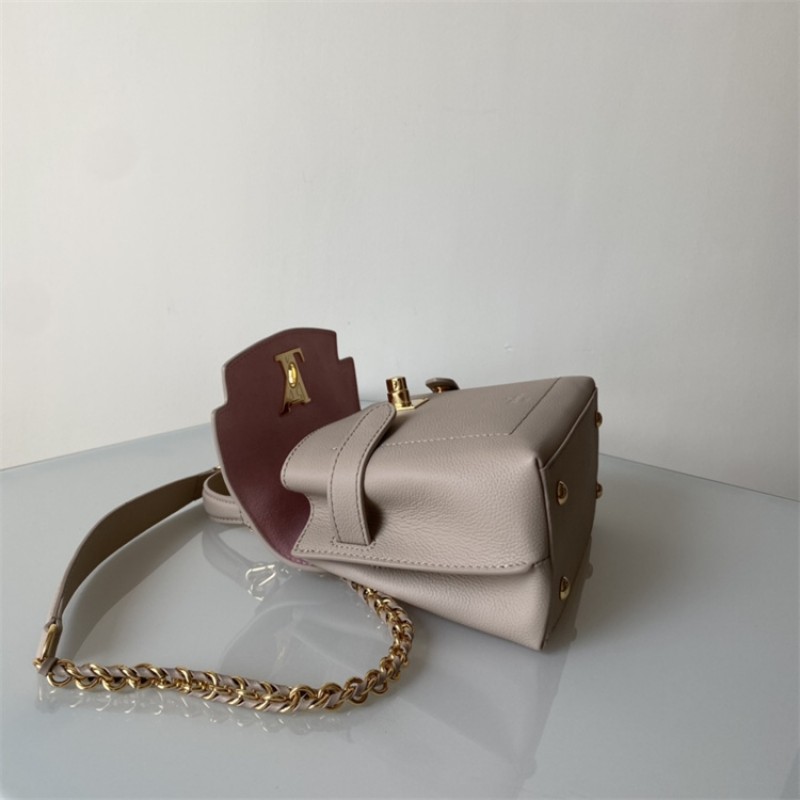 Louis Vuitton Lockme Ever Mini handbag M21052