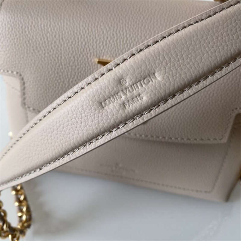 Louis Vuitton Lockme Ever Mini handbag M21052