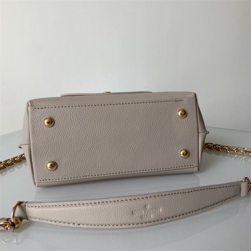 Louis Vuitton Lockme Ever Mini handbag M21052