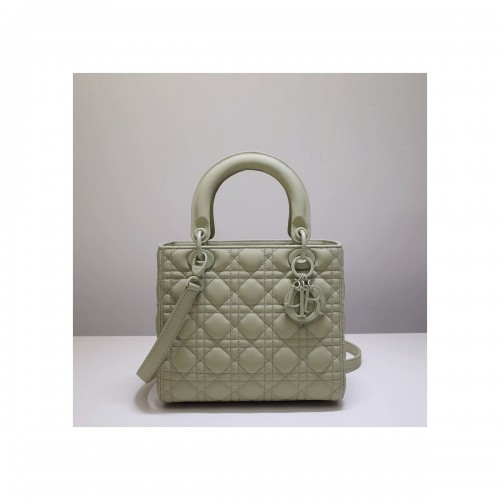 Dior Medium Lady Dior Bag in Ultramatte Cannage Calfskin M0565